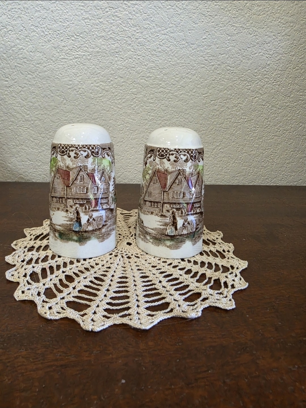 Johnson Brothers Heritage Hall Brown Salt & Pepper Shakers Vintage England